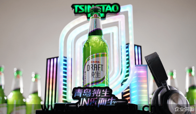 青岛啤酒官宣品牌代言人肖战 与你一起畅享欢聚时刻
                
                 
    (图3)