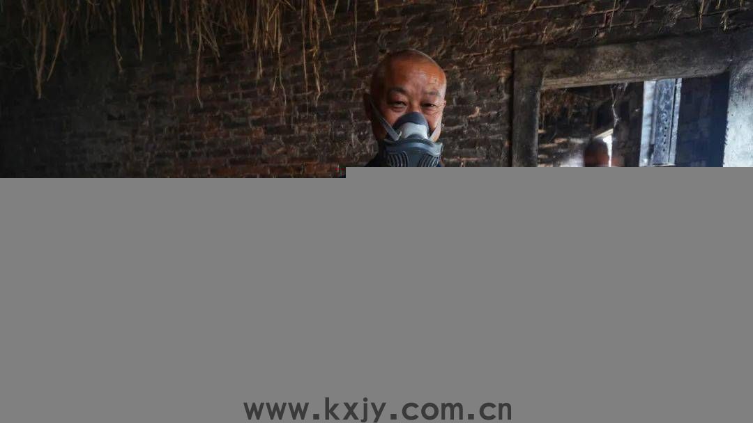 工匠与酒，“笨拙”的坚守
                
                 
    (图15)