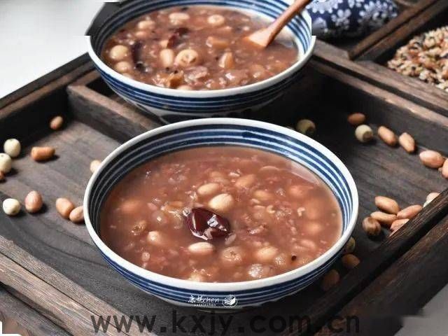 夏天我家常煮这粥,营养易消化,调养肠胃,宁心安神,整天精神好(图2) 夏天我家常煮这粥,营养易消化,调养肠胃,宁心安神,整天精神好(图2)