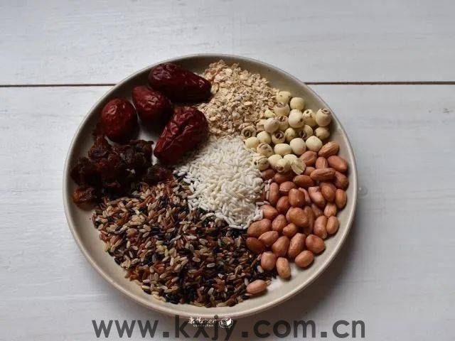 夏天我家常煮这粥,营养易消化,调养肠胃,宁心安神,整天精神好(图4) 夏天我家常煮这粥,营养易消化,调养肠胃,宁心安神,整天精神好(图4)