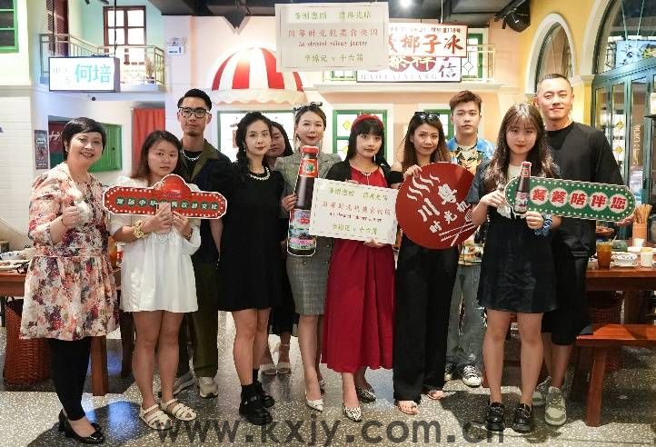 成都的港式味道是怎样的?李锦记联合“十六蒲”餐厅给出答案(图7) 成都的港式味道是怎样的?李锦记联合“十六蒲”餐厅给出答案(图7)