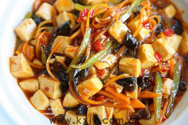 原创
            10分钟做道菜！随便一炒，就多吃一碗饭，比肉菜还香(图3)