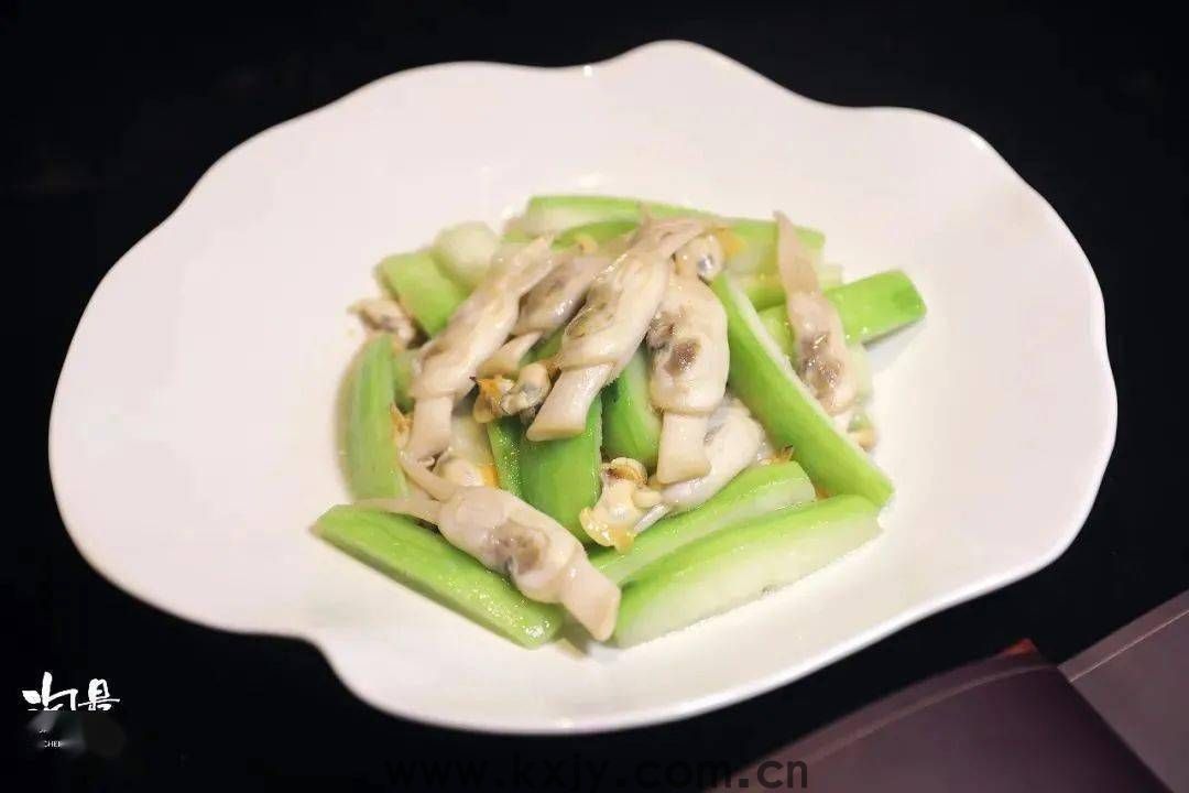 你还在用丝瓜炒蛋?换个搭配鲜出新高度(图3) 你还在用丝瓜炒蛋?换个搭配鲜出新高度(图3)