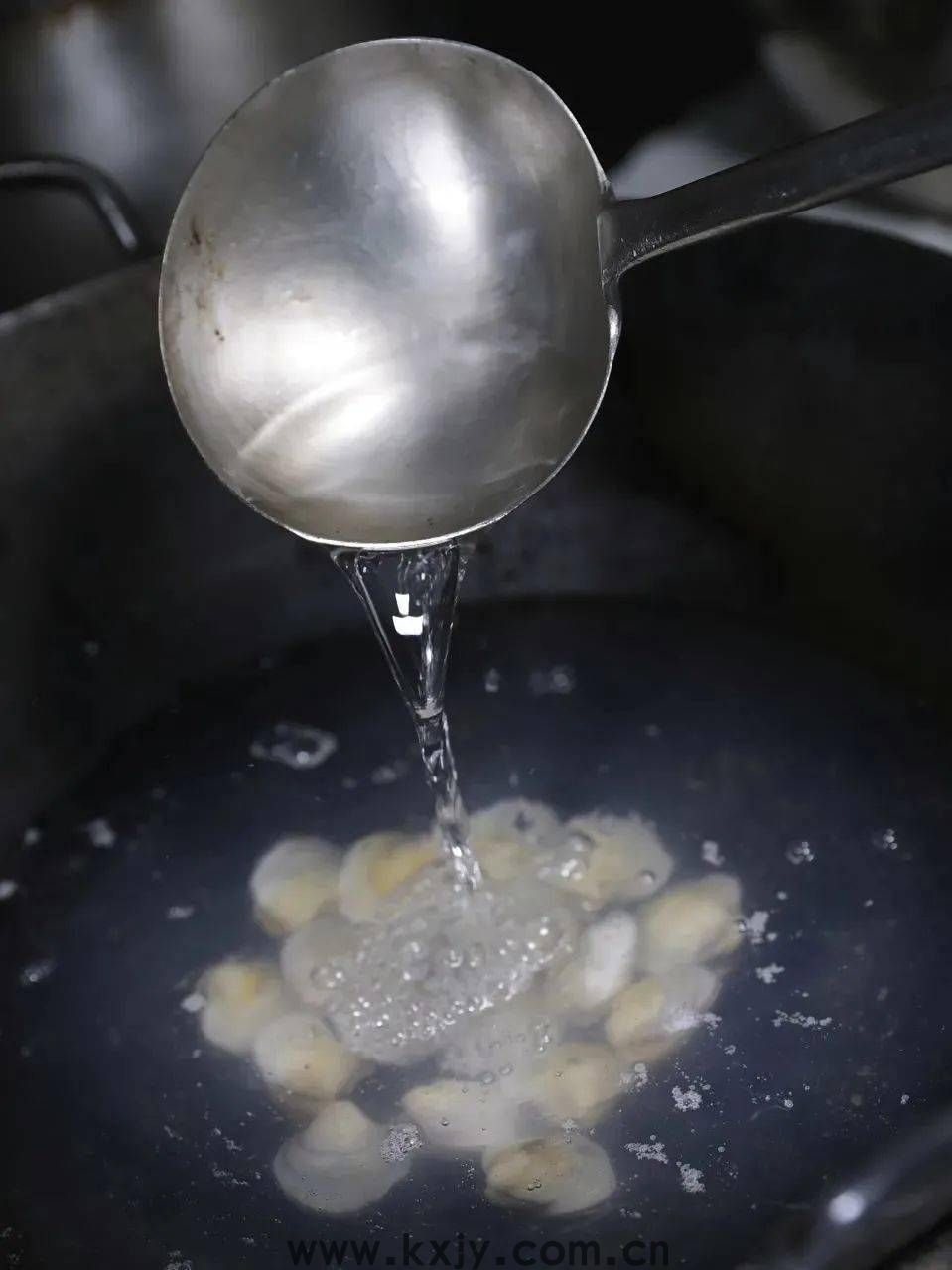 你还在用丝瓜炒蛋?换个搭配鲜出新高度(图14) 你还在用丝瓜炒蛋?换个搭配鲜出新高度(图14)