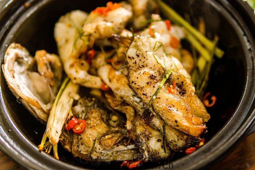 看到菜单的时候，我就决定为它坐一小时的地铁。(图6)