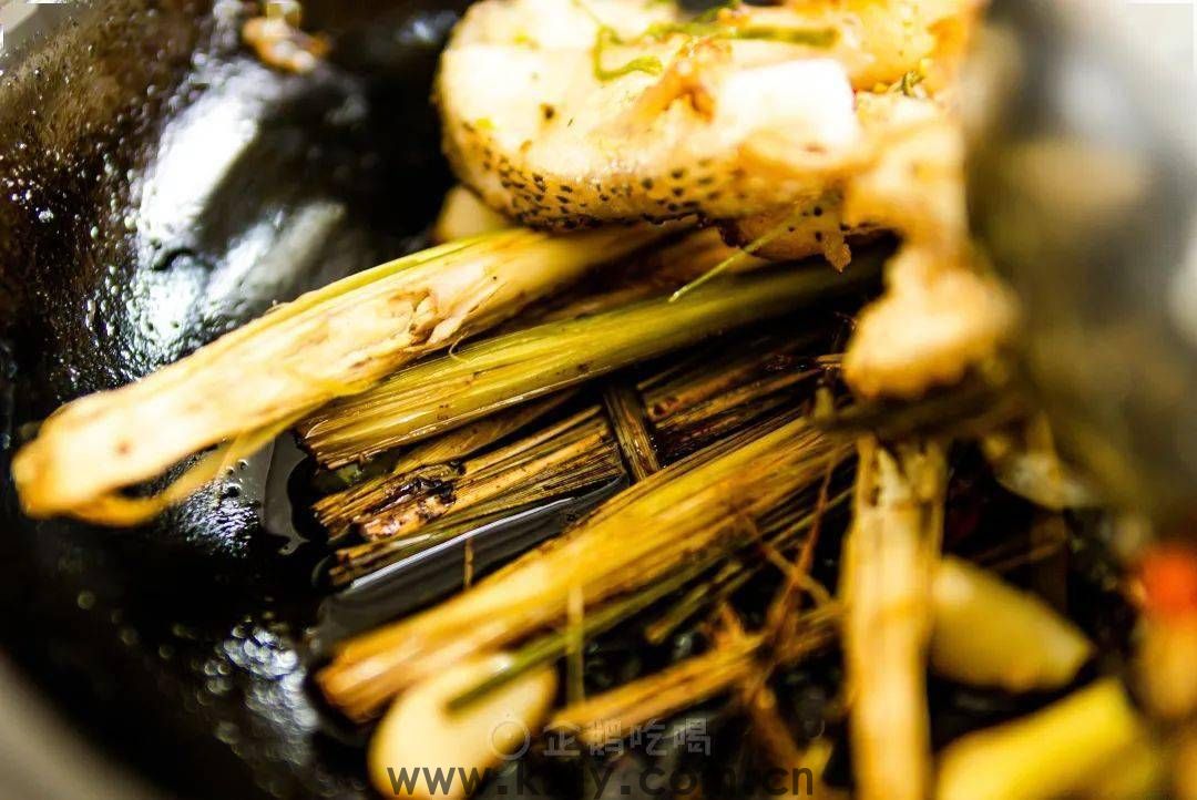 看到菜单的时候，我就决定为它坐一小时的地铁。(图7)